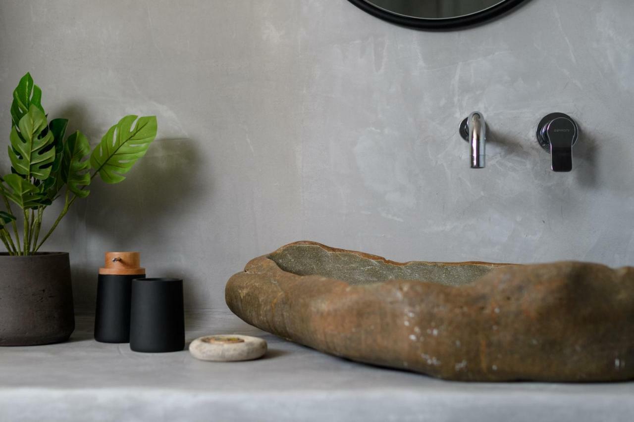 Delilah By Senses Collection *